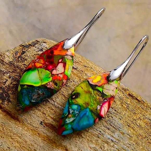 Natural Imperial Stone Leaf Dangle Earrings Boho - Picture 3 of 6